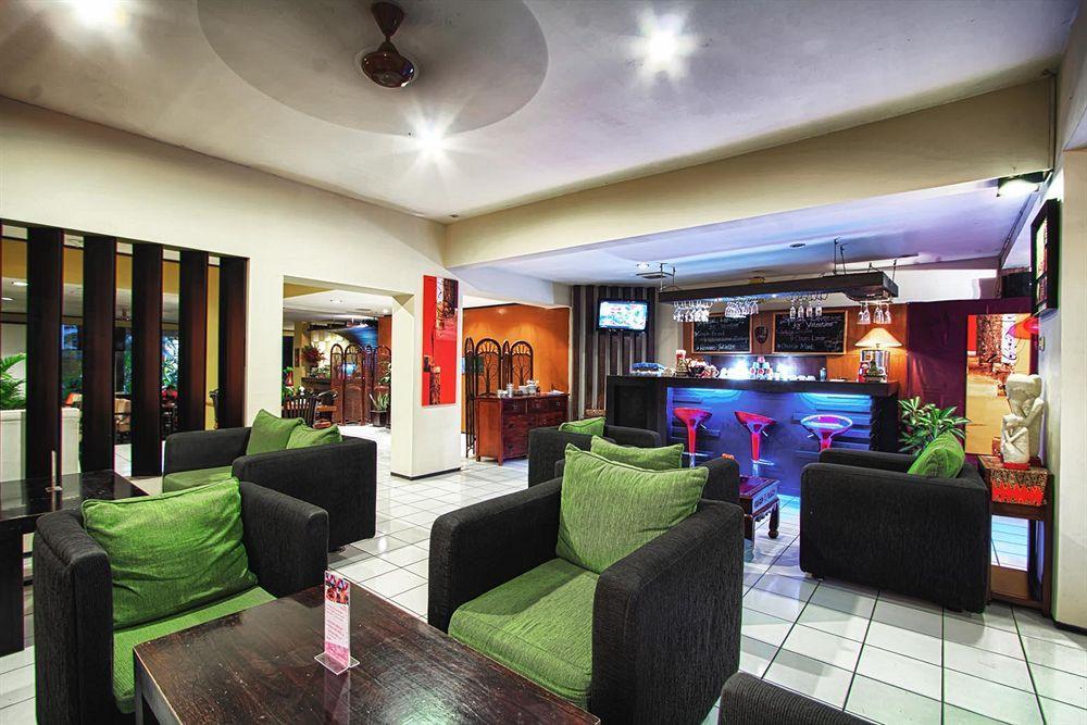 Hotel Montana Malang Exterior photo